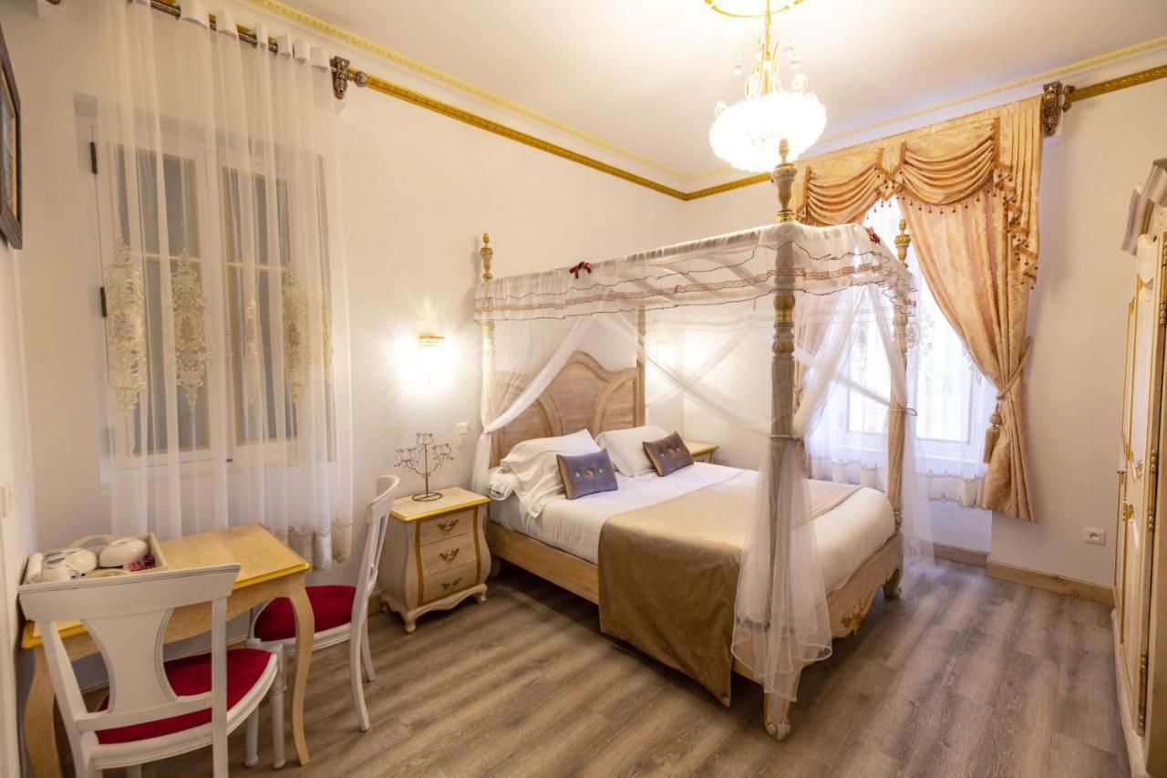 Chambre A Baldaquin Maison De L'Eglise Du Couvent Narbonne Eksteriør bilde